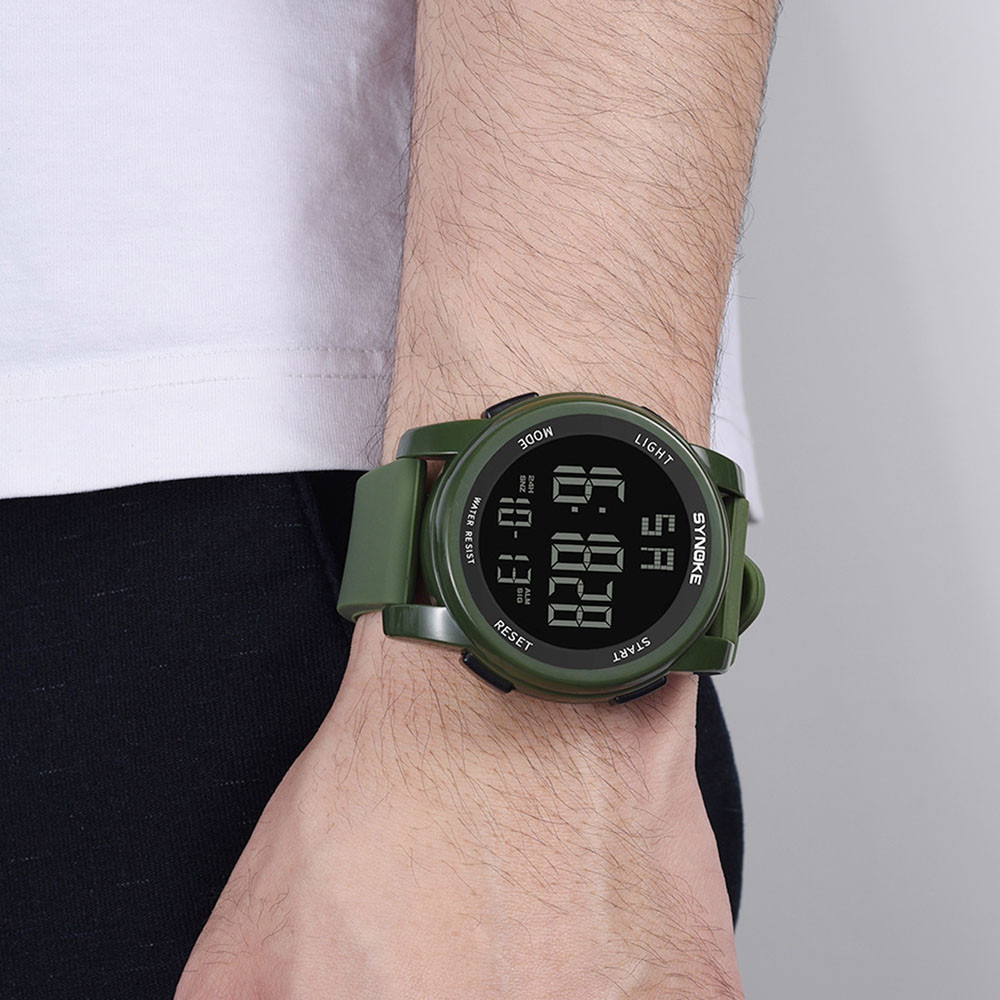 Synoke Men's Military Waterproof Sports Watch